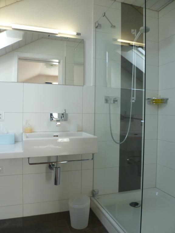 Hotel Speiserestaurant Bahnhof Guttingen Room photo