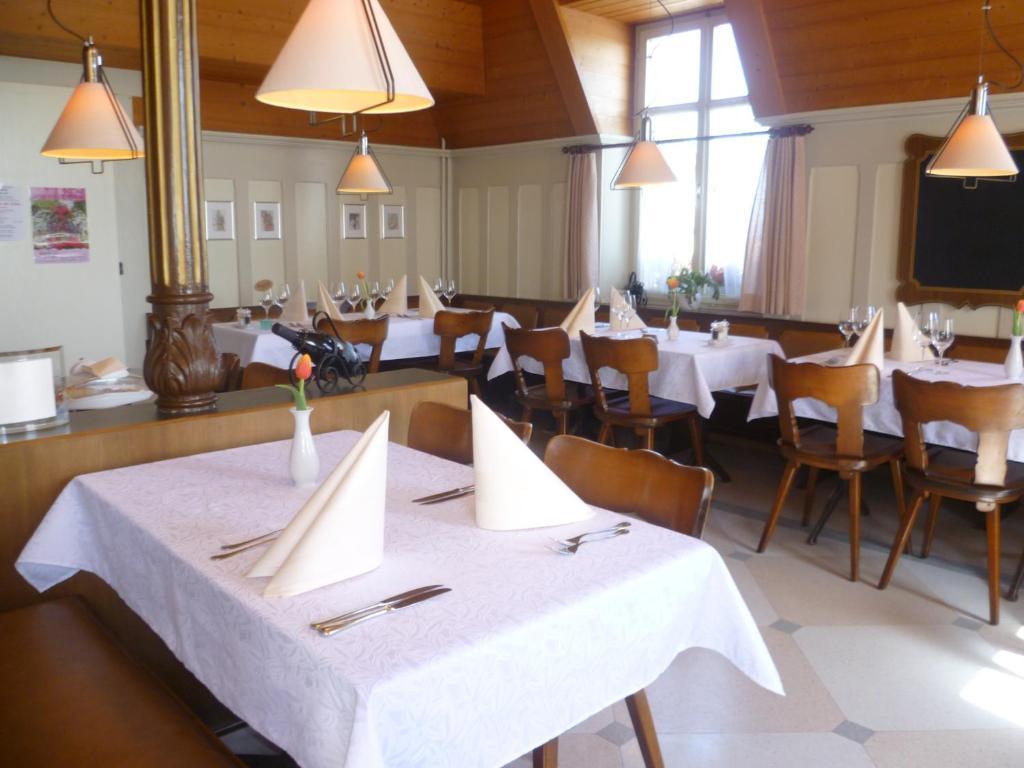 Hotel Speiserestaurant Bahnhof Guttingen Exterior photo