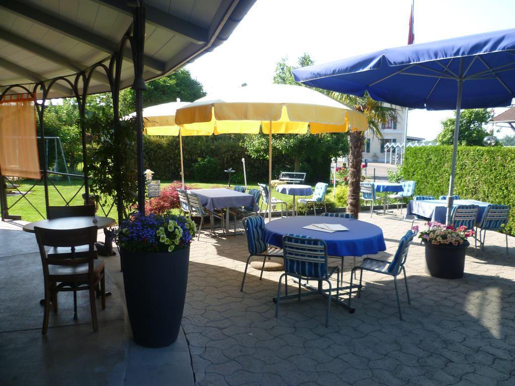 Hotel Speiserestaurant Bahnhof Guttingen Exterior photo